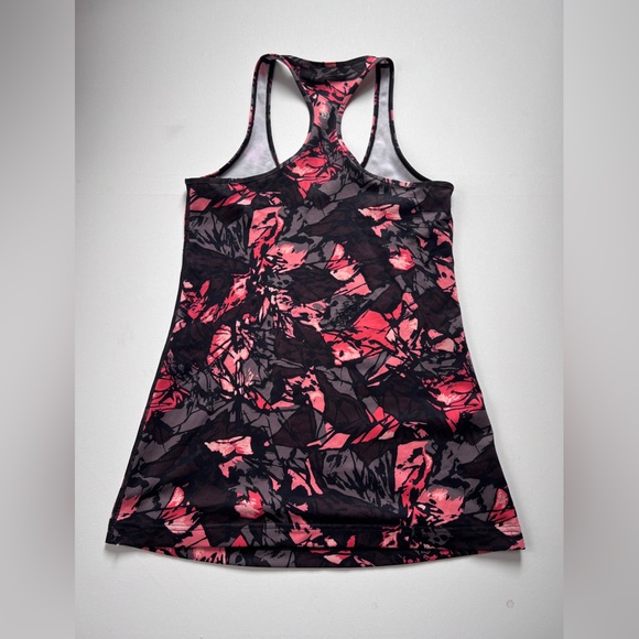 Lululemon Cool Racerback
Paint Storm Espresso Multi size 10 - Picture 4 of 4